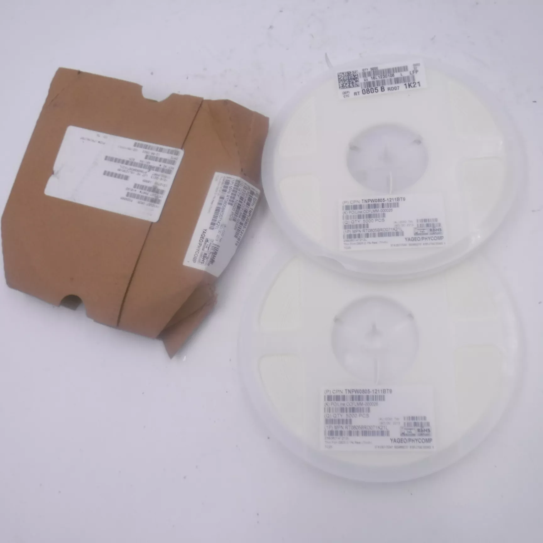 10,000 Pcs Thin Film Resistors RT0805BRD071K21L SMD 1/8W 1.21K ohm .1% 25ppm