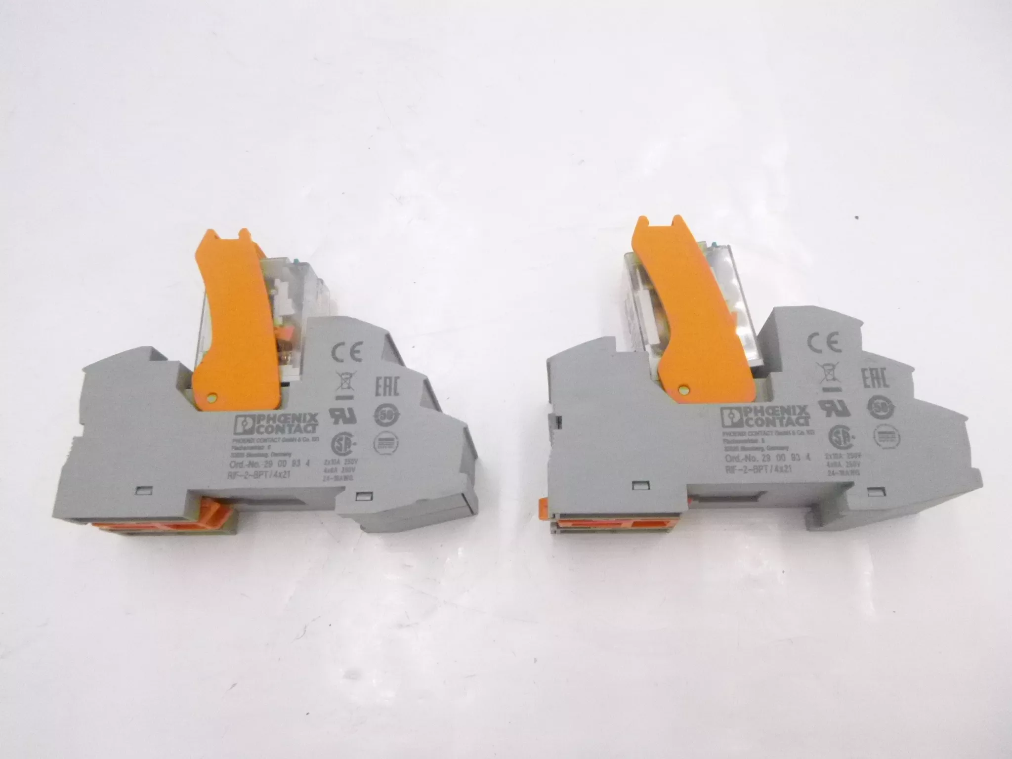 2 Pack Phoenix Contact Relay Base 2900934 RIF-2-BPT/4X21
