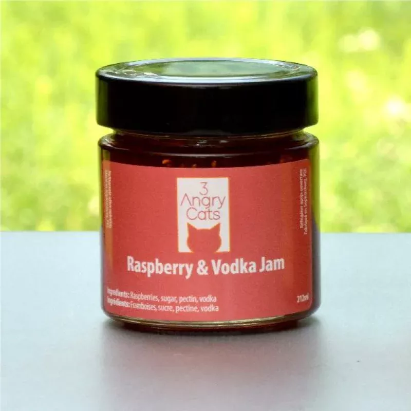 3 Angry Cats Strawberry & Amaretto Jam