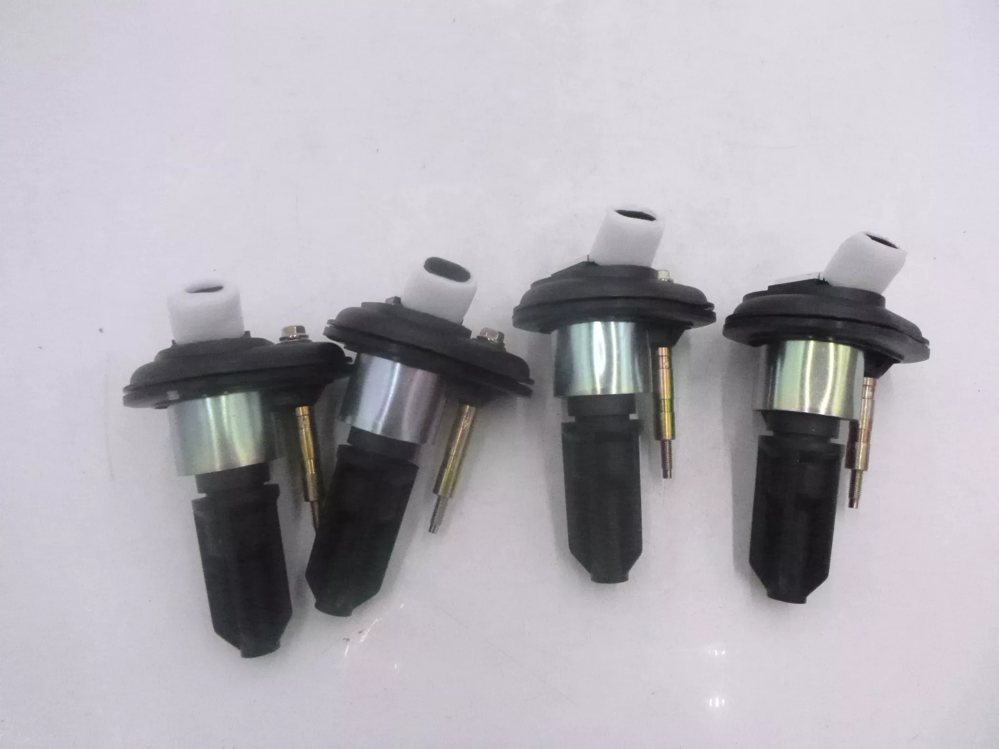 4 Pack Ignition Coils 12568062 for 2002-2005 Chevy Trailblazer