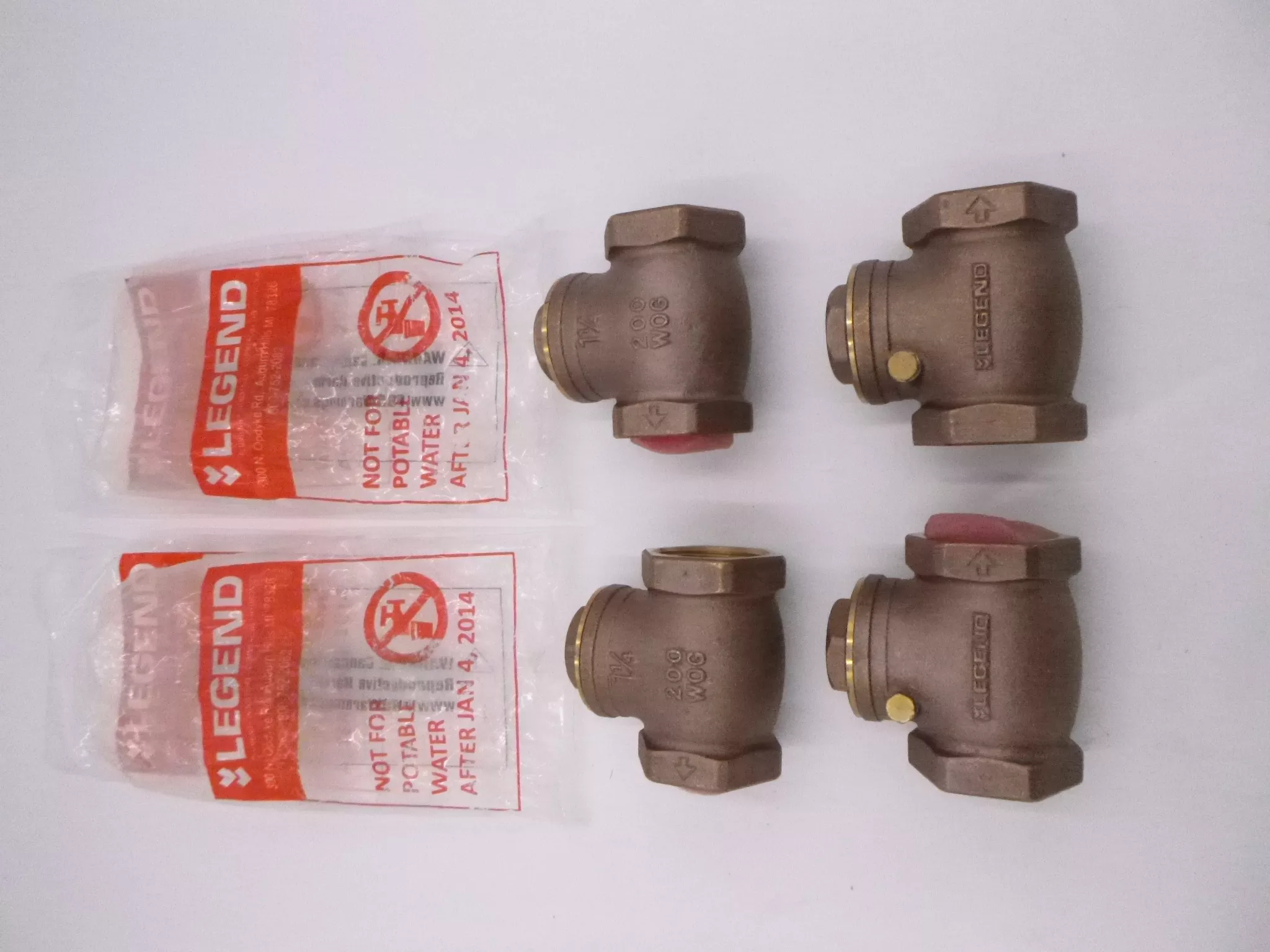4 Pack Legend Valve 1-1/4″ Brass Check Valve Inline FNPT x FNPT 200 WOG 105-106