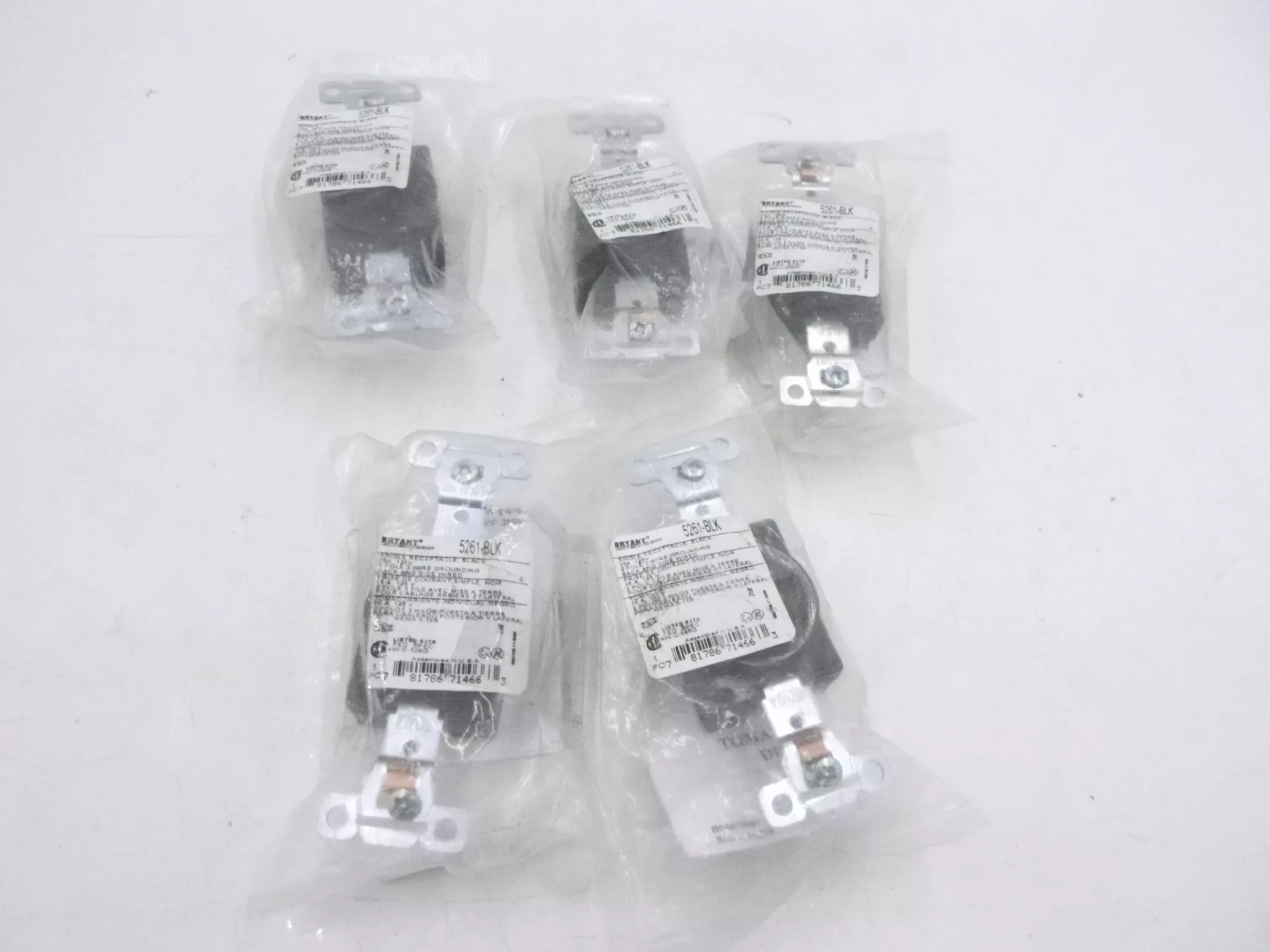 5 Pack Bryant Heavy-Duty Single Receptacle 15A 125V Black