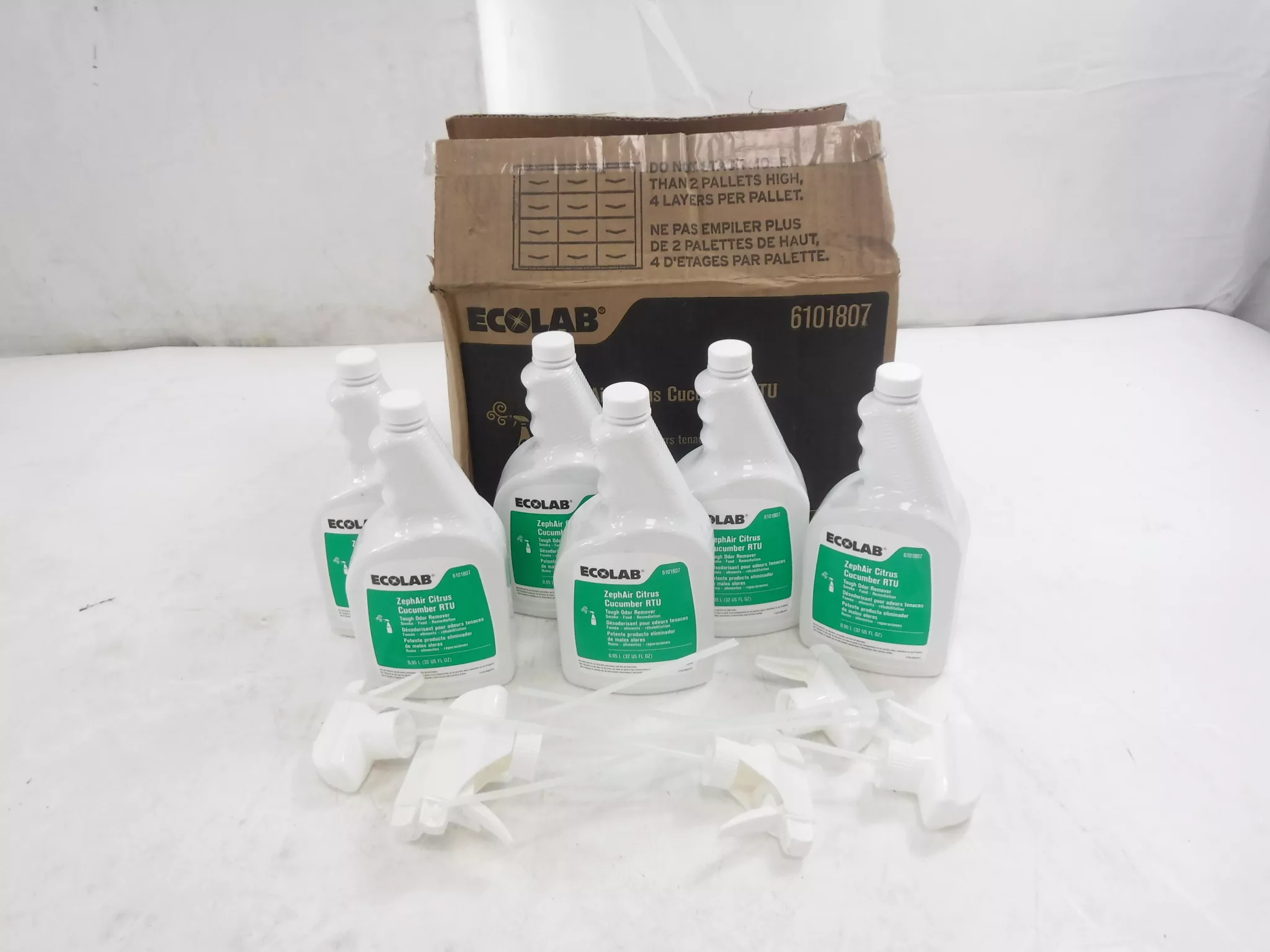 6 Pack Ecolab 32oz ZephAir Citrus Cucumber RTU Tough Odor Fabric Refresher
