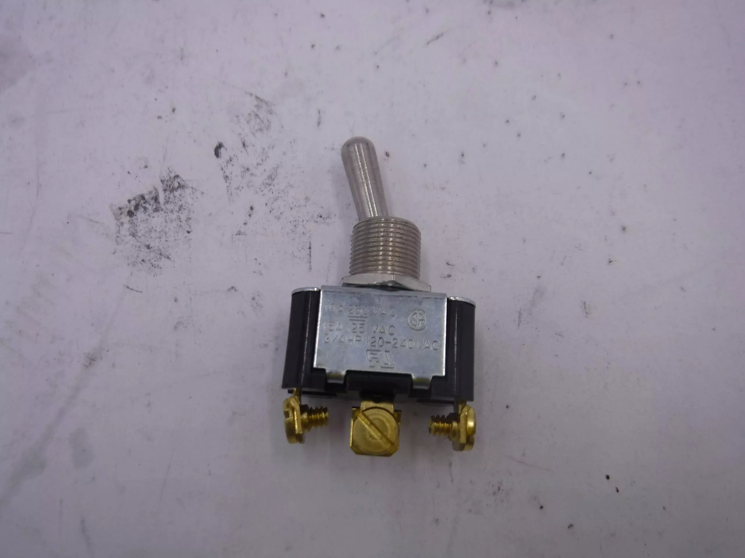 6 Pck Carling Technologies 10A 250VAC 15A 125VAC 3/4HP 120-240VACToggle Switch