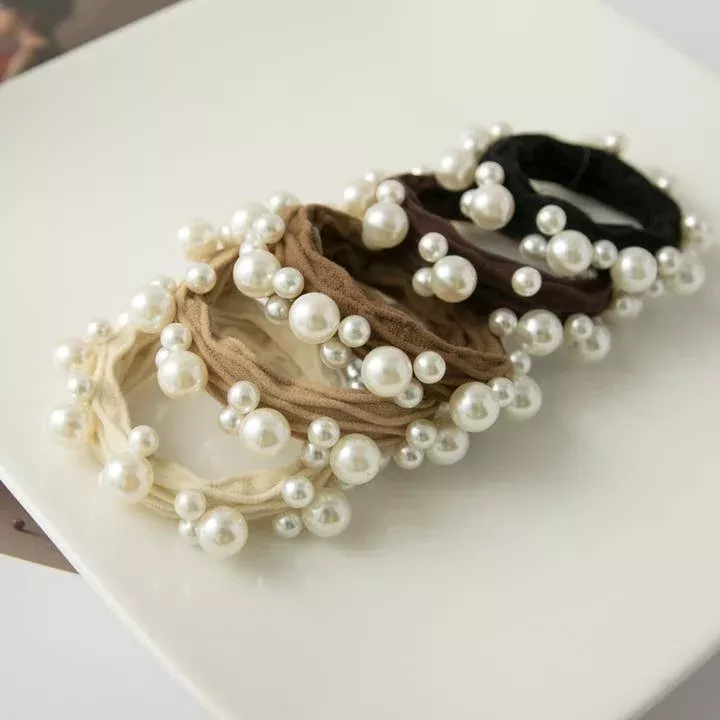 Adorro - Textured Seamless Pearl Hair Tie Set, Neutral