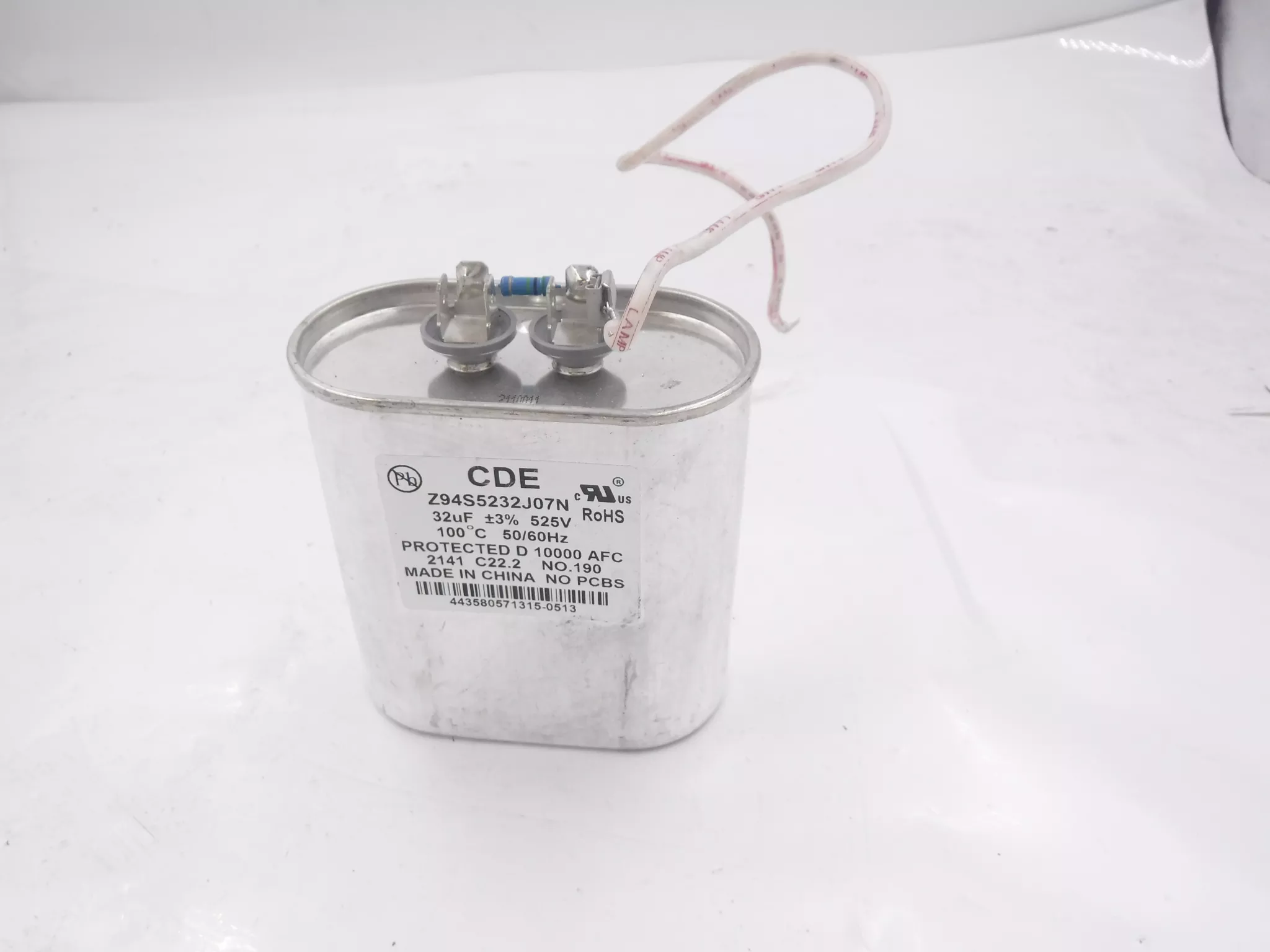 Advance 3-3/4″H x 2″DIA 525V 32MFD Rating Oil Filled HID Capacitor