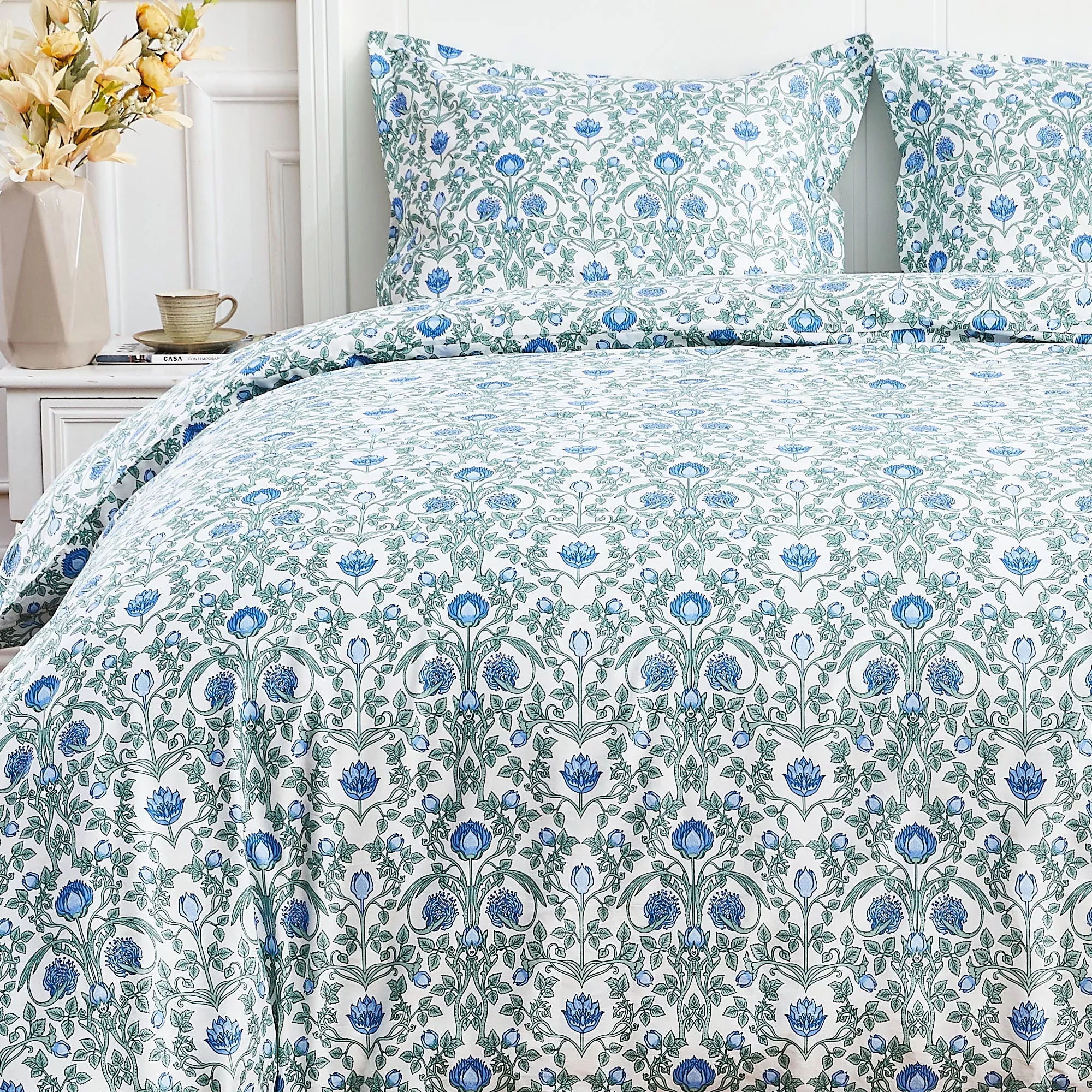 Arts & Crafts Floral Printed Duvet Set