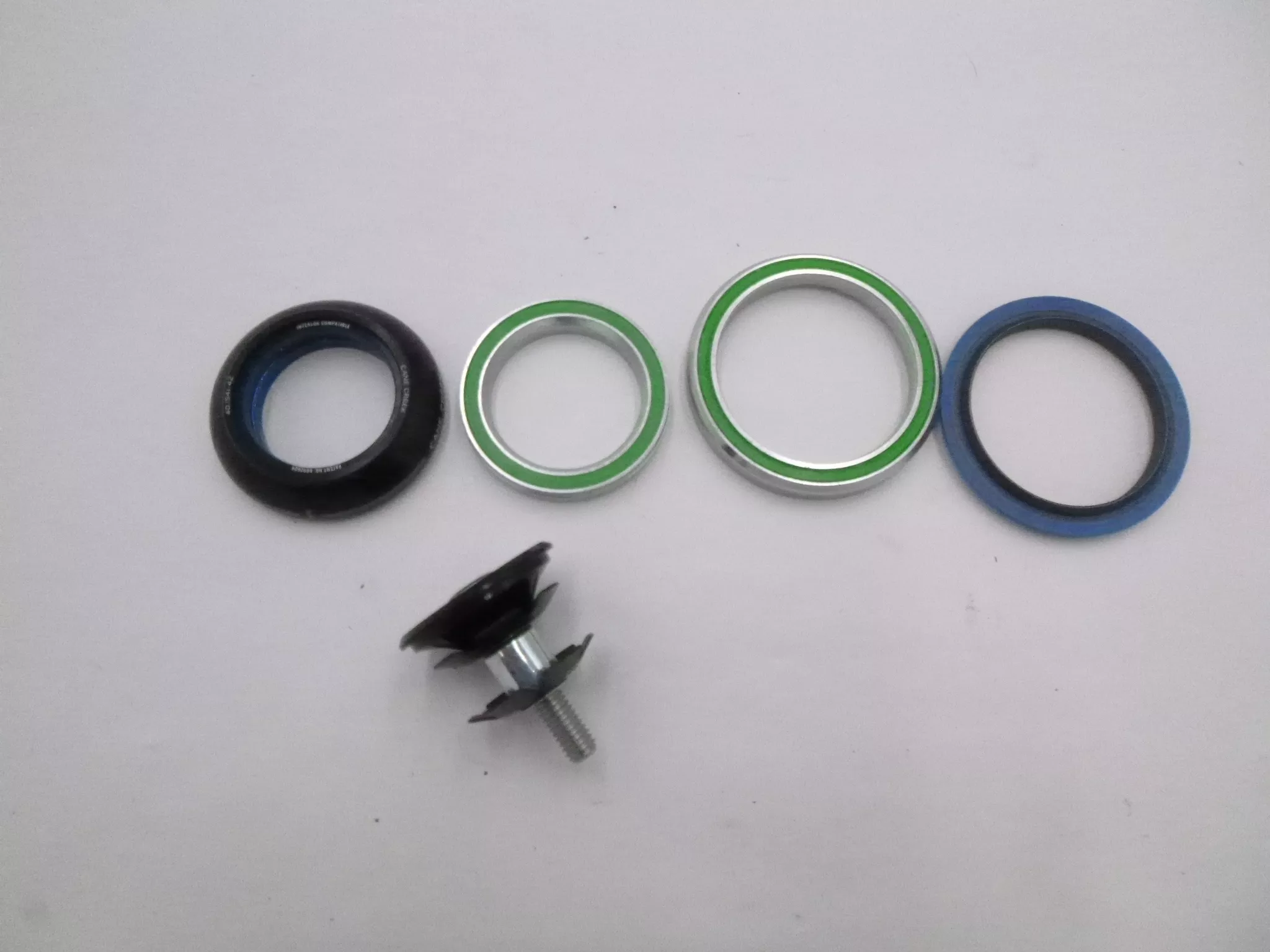 Cane Creek 40 IS41/28.6-42 Short Cover Headset Black
