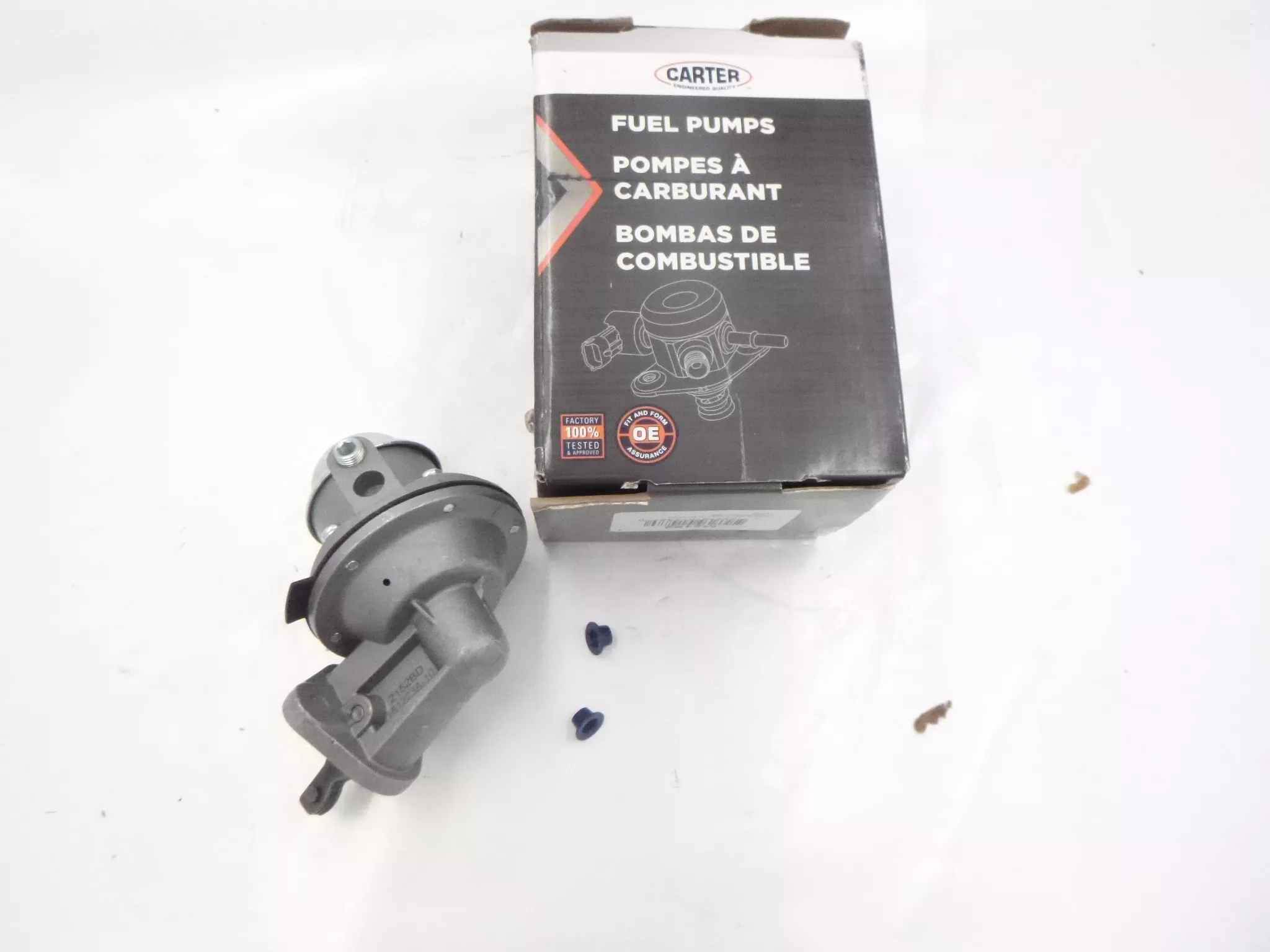 Carter M2152 Mechanical Fuel Pump 3PSI 13GPH for W41770 Wisconsin Engine