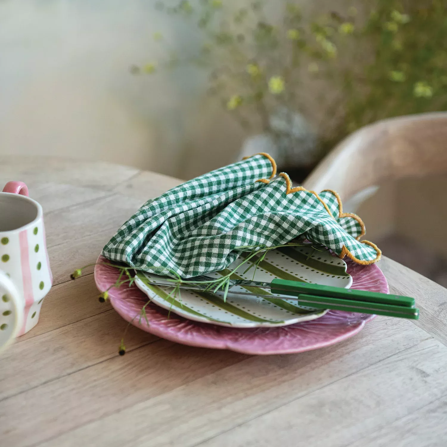 Creative Co-op - Green Gingham Napkins with Scalloped Edges