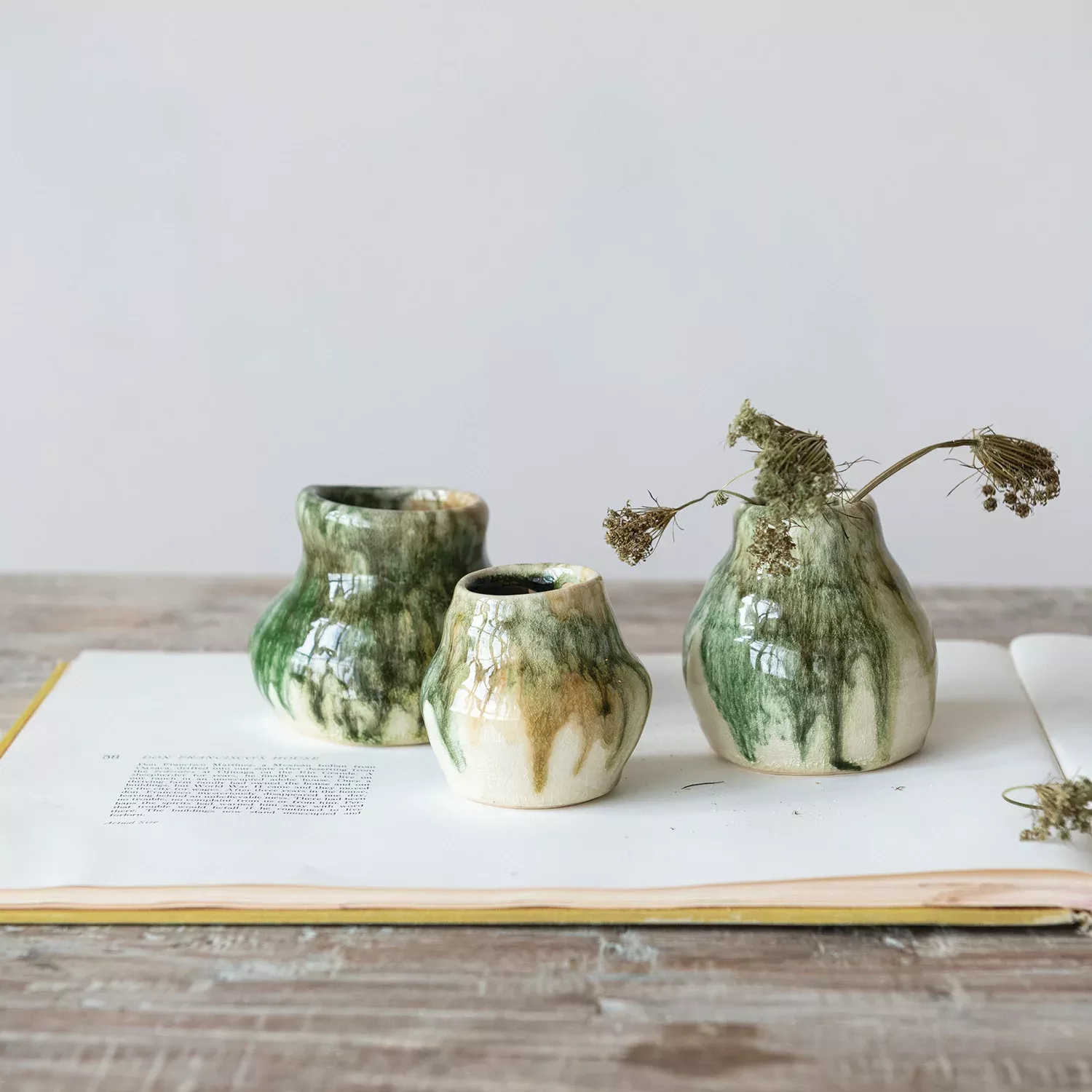 Creative Co-op - Green and White Terracotta Organic Shaped Vase