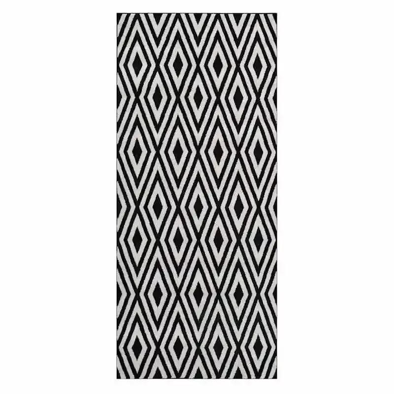 (D532) Black & White Diamond Design Runner, 2x7
