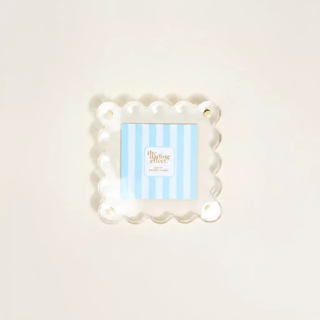 The Darling Effect - Small Scalloped Acrylic Picture Frame, Clear
