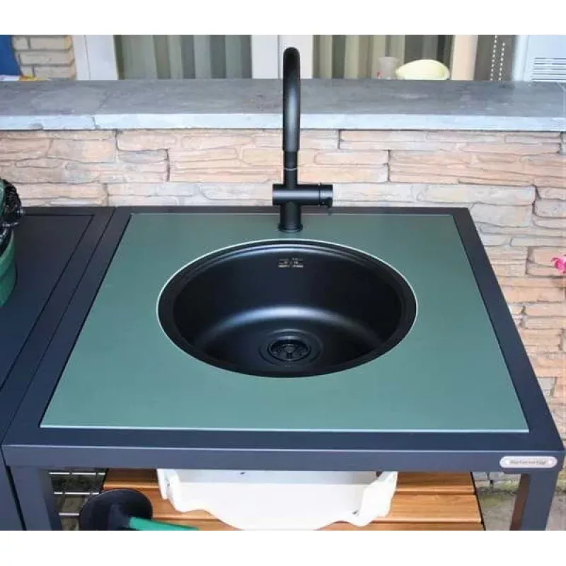 Dekton Feroe Groen met uitsparing voor kraan en wasbak