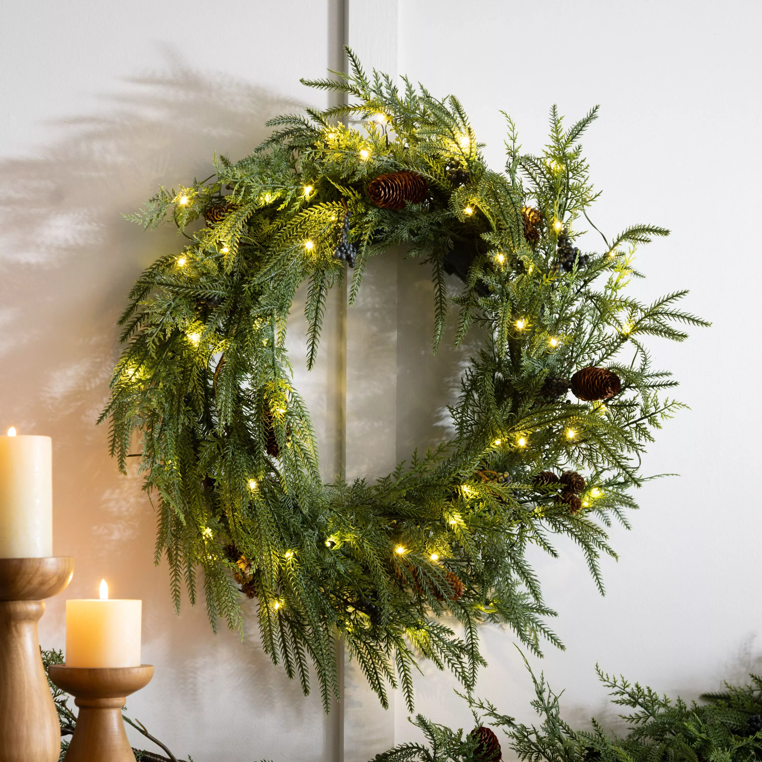 Deluxe Norfolk Pine 30” Wreath with Fairy Lights