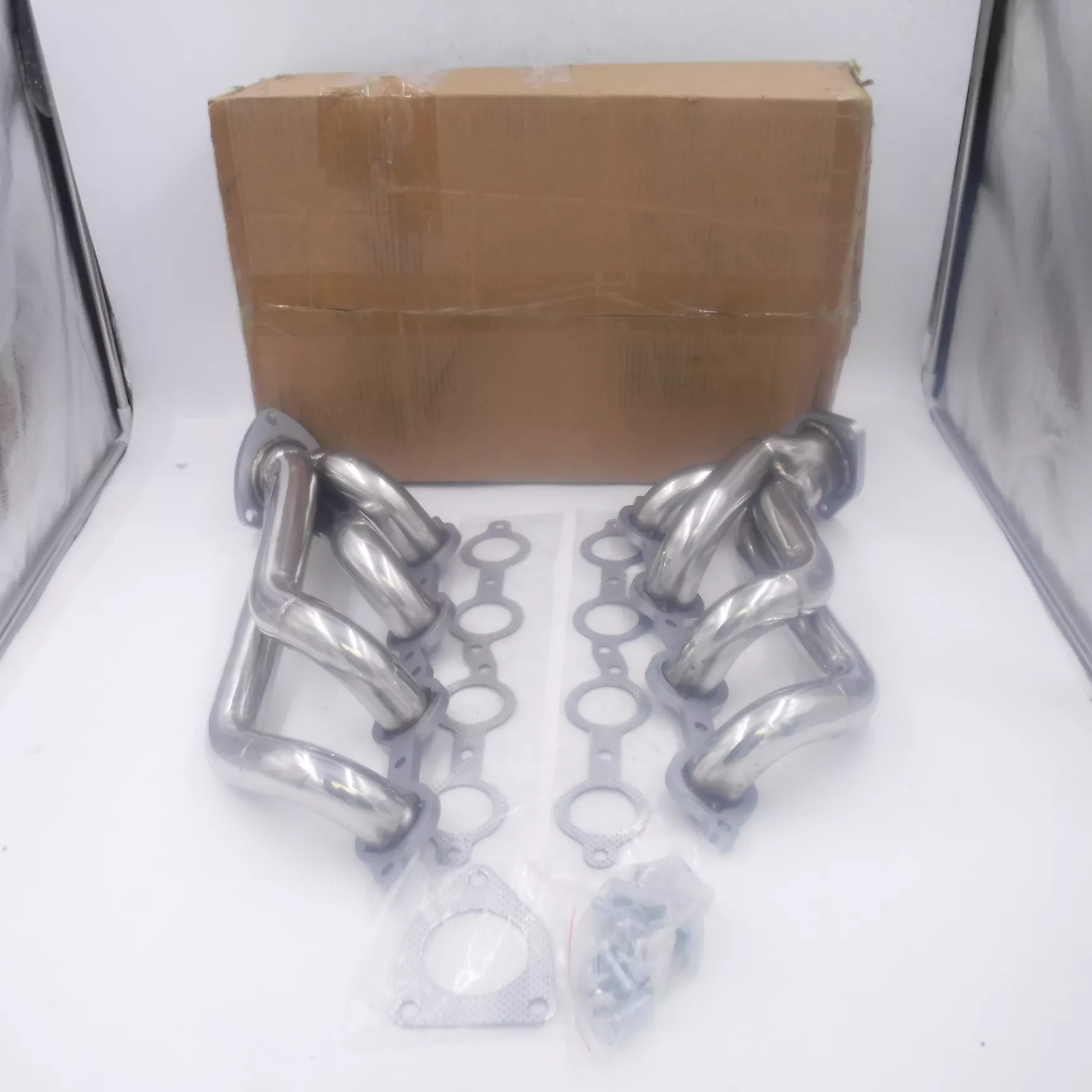 Exhaust Header Kit Chrome for 2000-2001 Chevy GMC YUKON 4.8L 5.3L EH28035