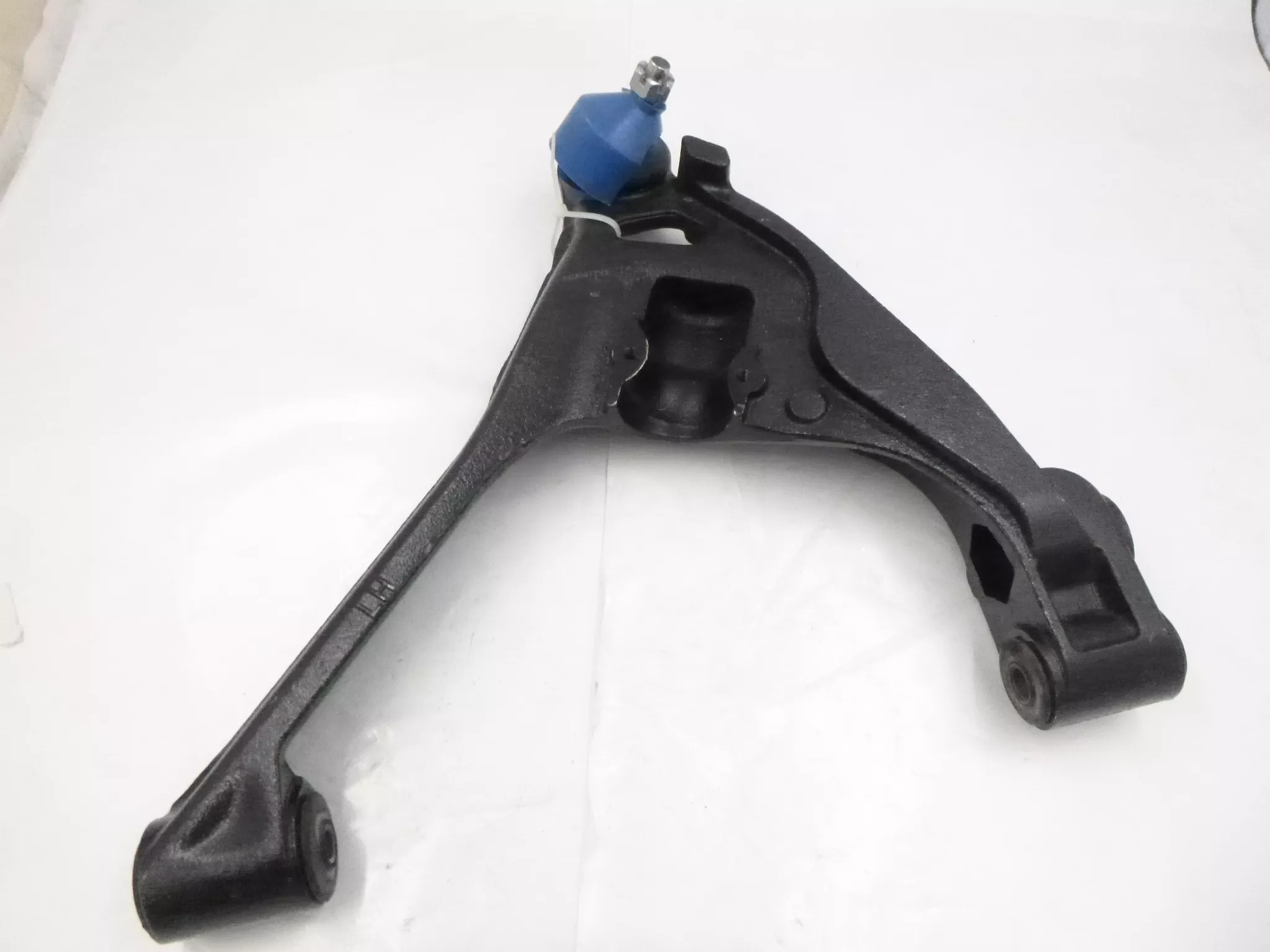 Front Left Lower Control Arm for 1997-1999 Dodge Dakota 5.2L V8/V6
