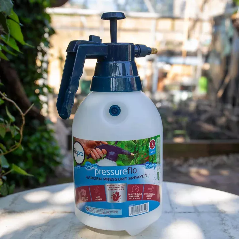 Garden sprayers