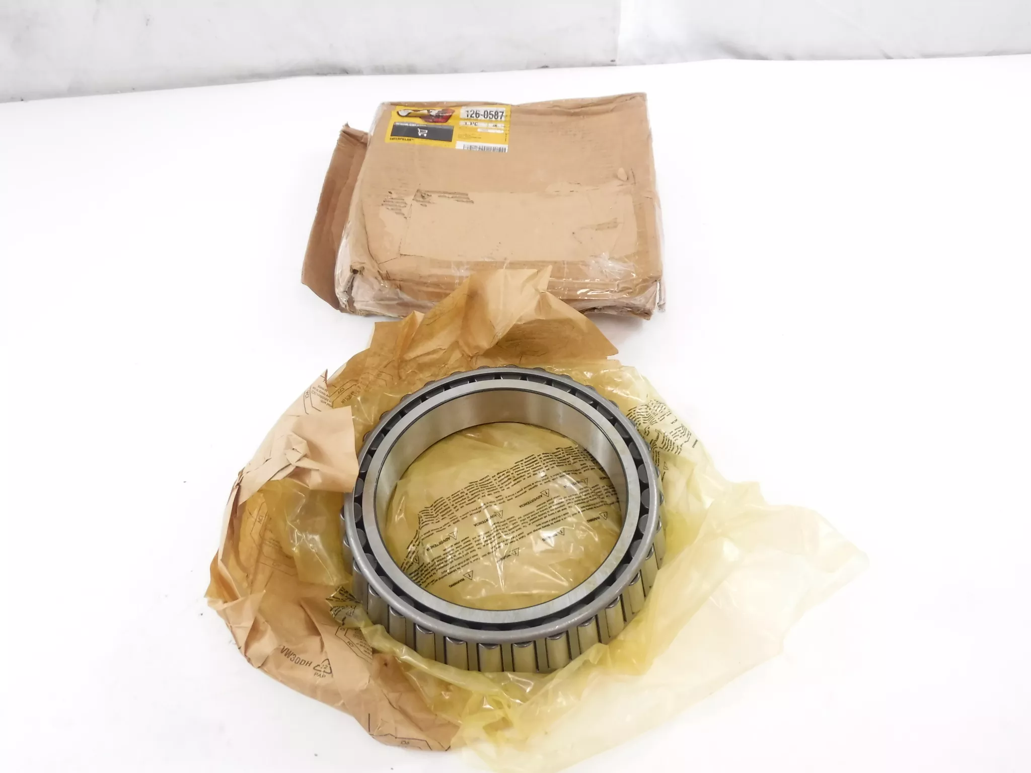 Genuine OEM CAT 231.775mm Inside DIA Cone Bearing 126-0587