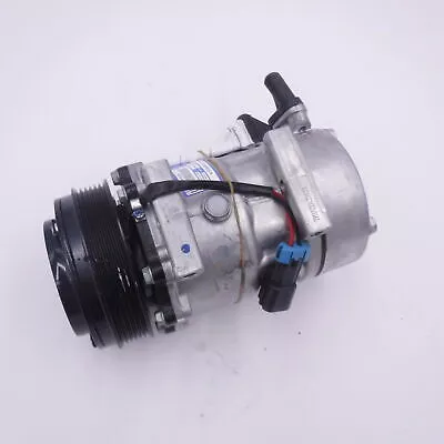 Genuine OEM International Navistar A/C Air Compressor 4054729C2 QP7H15 QP2039S