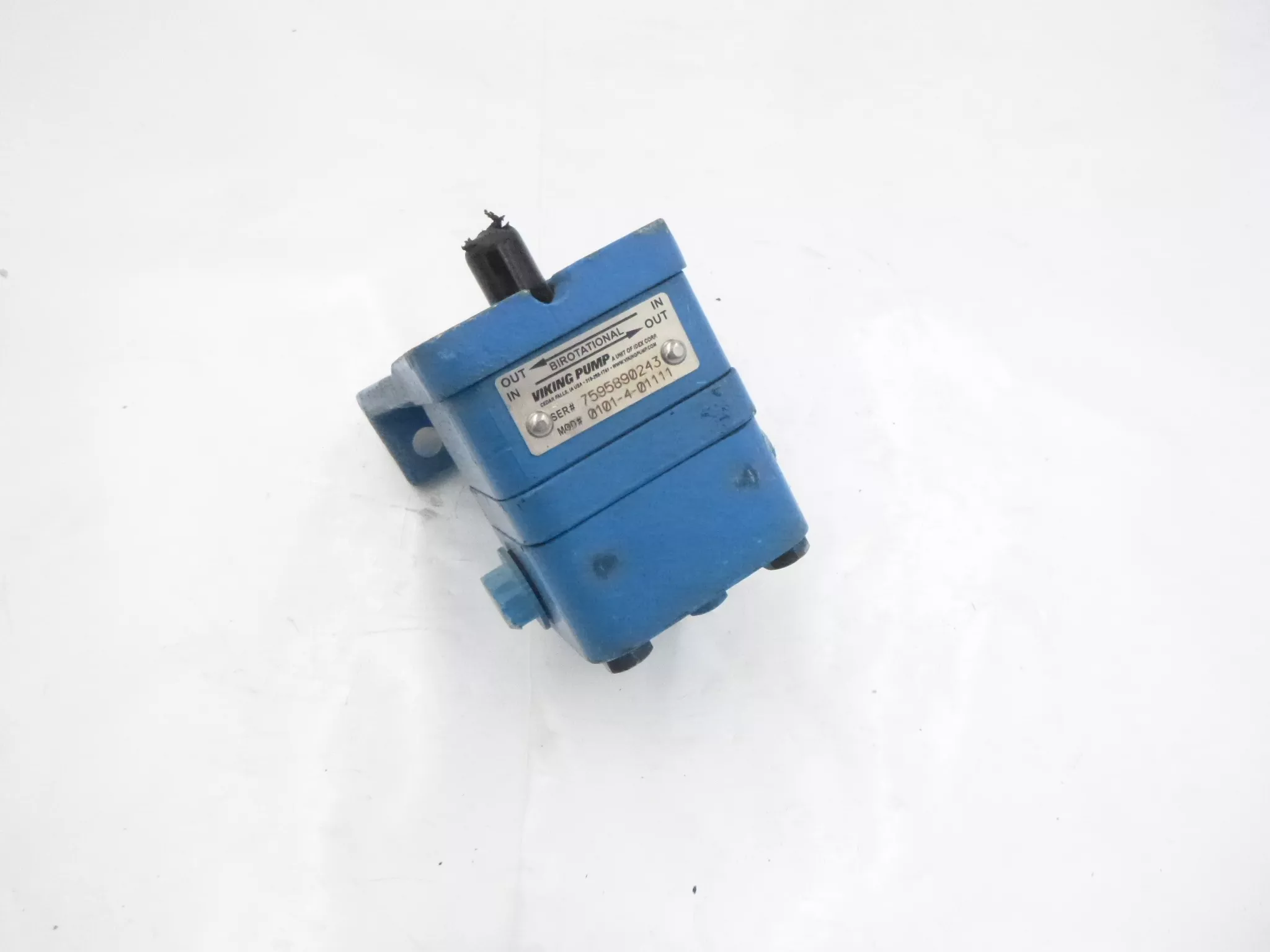 Genuine OEM Viking Pump Bi-Rotational In & Out Hydraulic Gear Pump 0101-4-01111