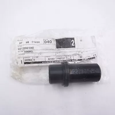 Genuine OEM Volvo 22561040 penta Mandrel