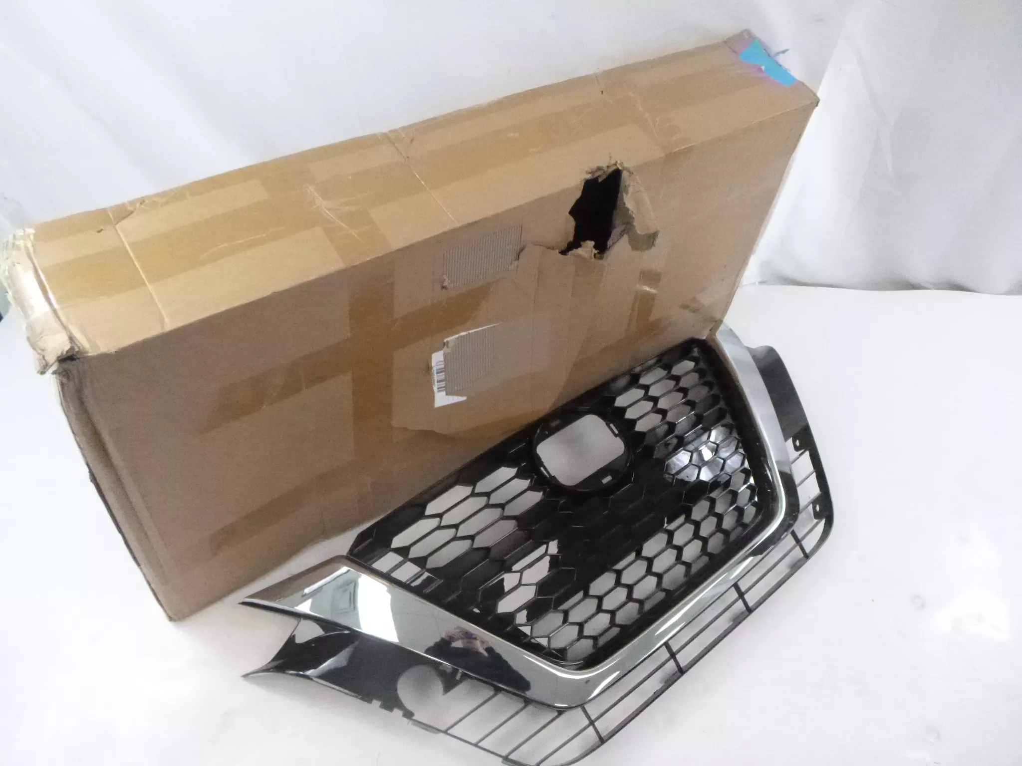 Grille Radiator 62310-6CA2AFor 2019-2022 Nissan Altima