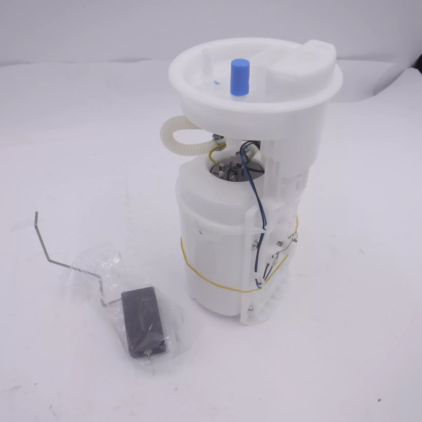 Herko Fuel Pump Module Assembly 032GE Fits 1998-2010 Volkswagon Beetle