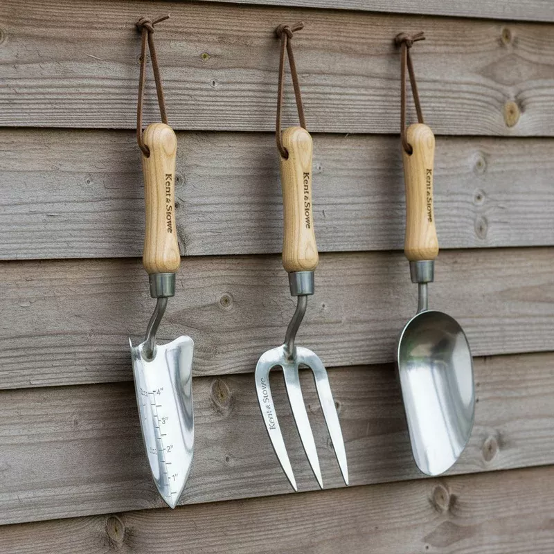 Kent & Stowe Kent & Stowe Hand Tool Set Stainless Steel Blades With Ash Wood Handles