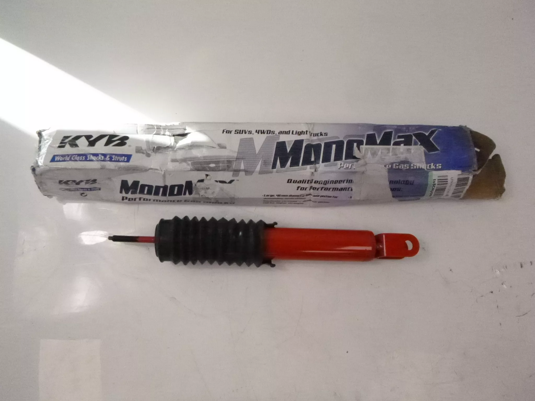 KYB MonoMax Shock Absorber 565067 for 2000-2007 Chevy Silverado 1500