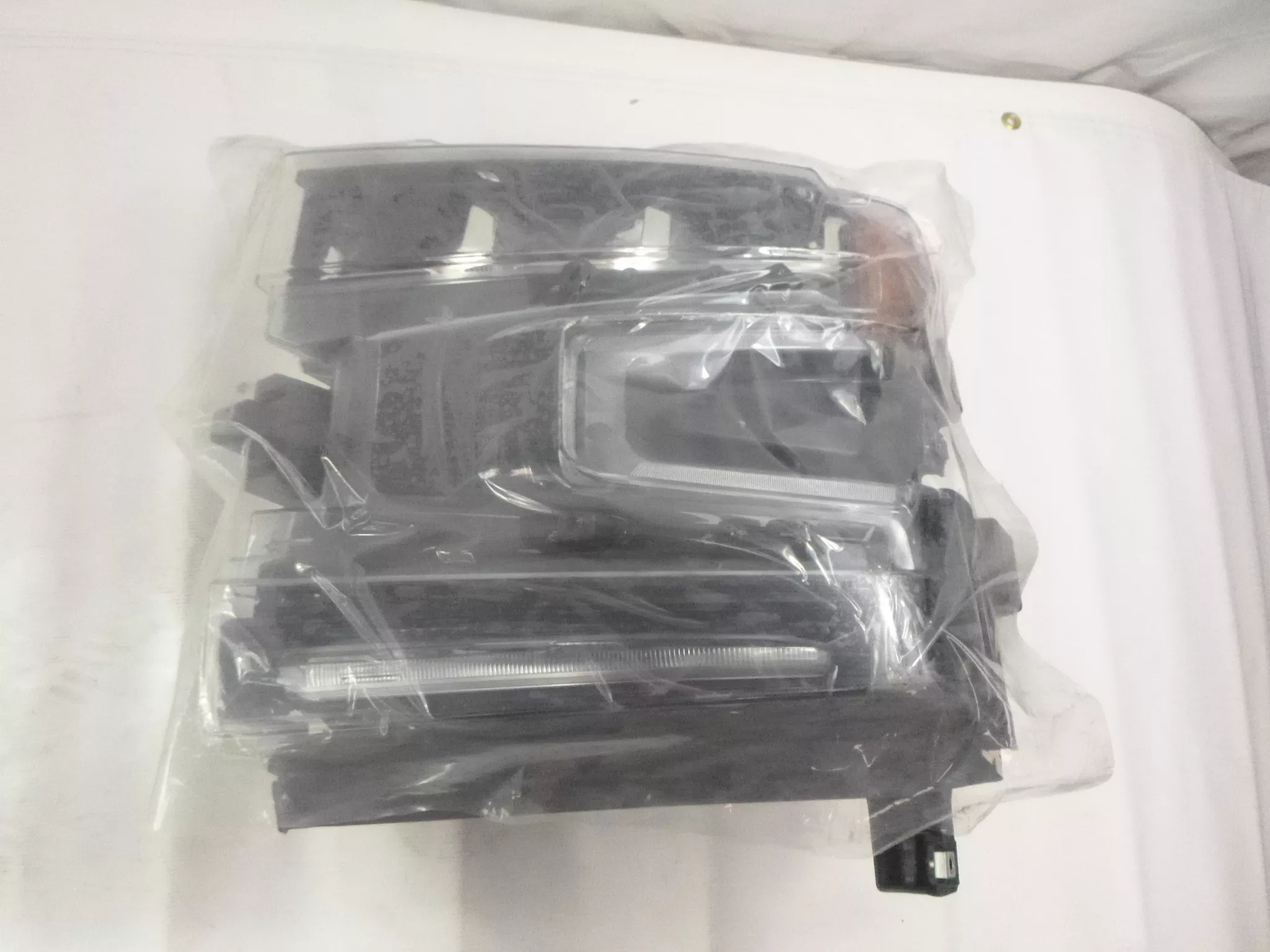 Left Side LED Headlight Lamp 84621851 for 2019-2022 Chevy Silverado 1500