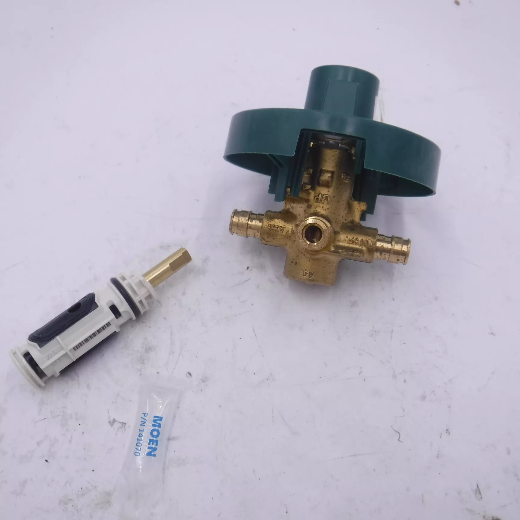 Moen FP62327PF Posi-Temp 3 Port CPEX 1/2″ Pressure Balancing Valve W/ Cartridge
