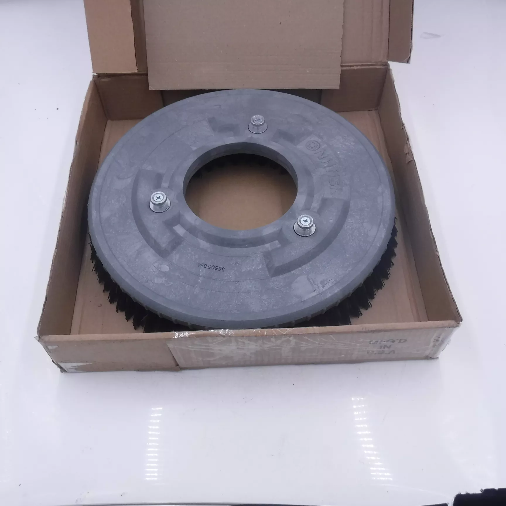 Nilfisk Advance 16″ Prolene Disc Brush 3 Lug 56505834 For Nilfisk Advance SC750