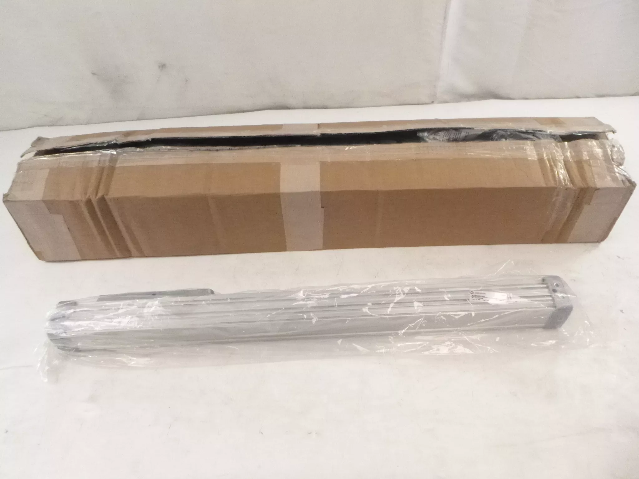 Norgren Lintra Plus Rodless Cylinder M/146140/MC/600 600mm Stroke