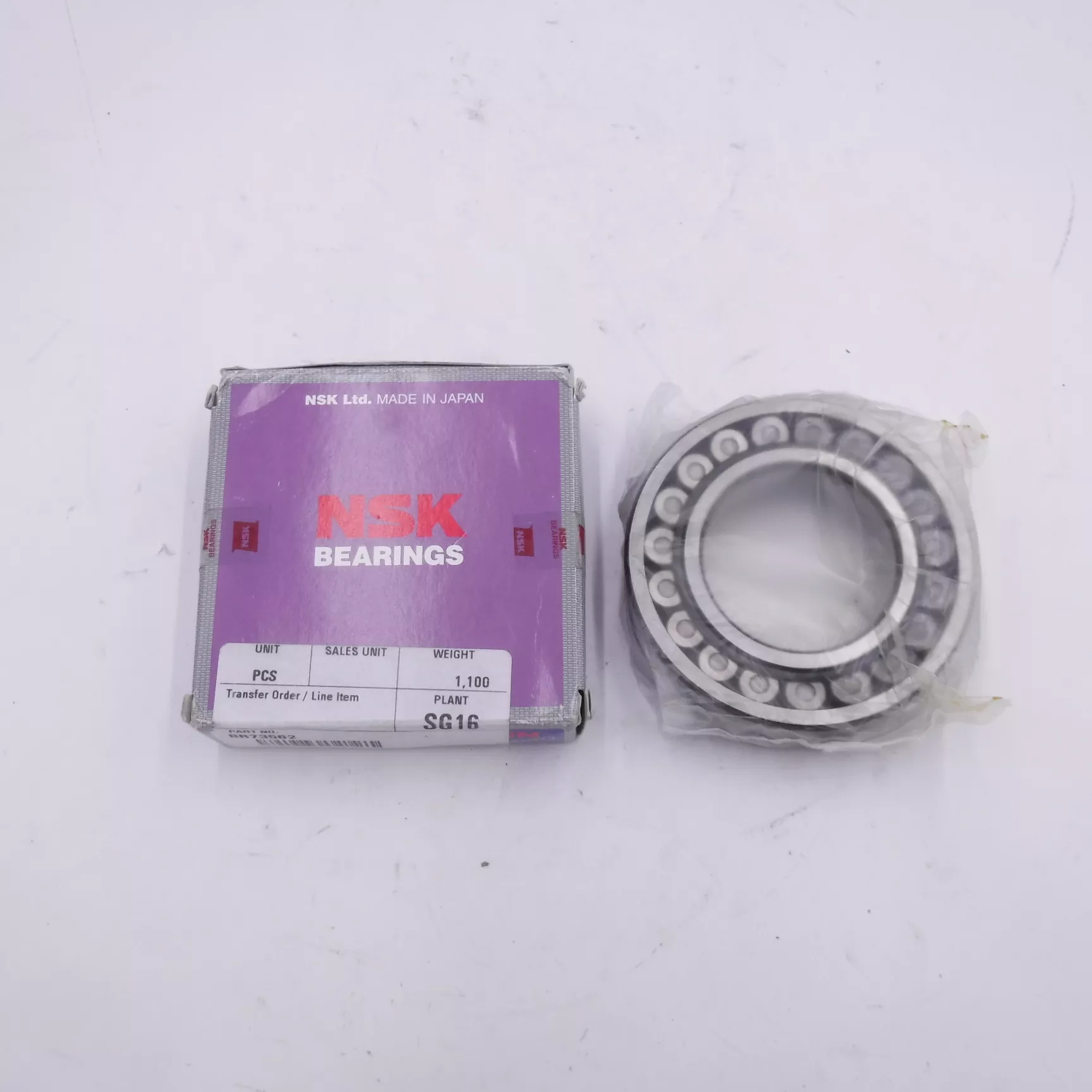 NSK 22212eae4c3 Spherical Roller Bearing 60x110x28mm Straight Bore