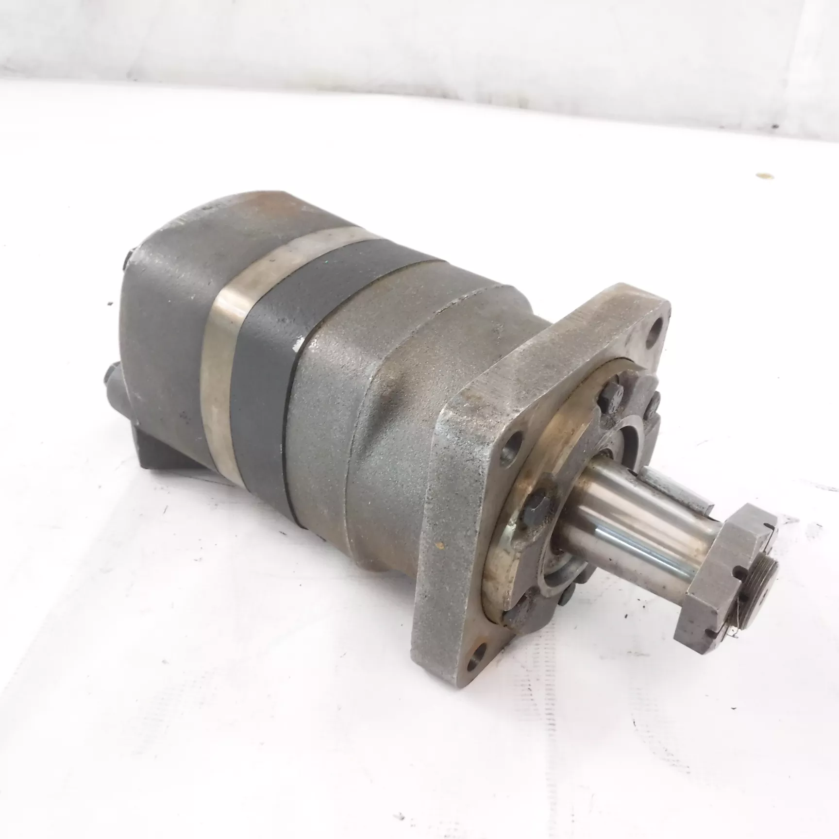 OEM Eaton Char-Lynn Danfoss 3000PSI Hydraulic Geroler Disc Valve Motor SEE DES