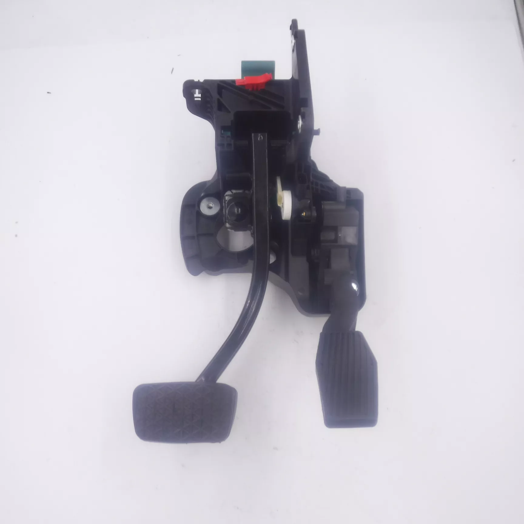 OEM GM Brake & Accelerator Pedal Assembly For Opel Insignia B 2023 Chevy Malibu