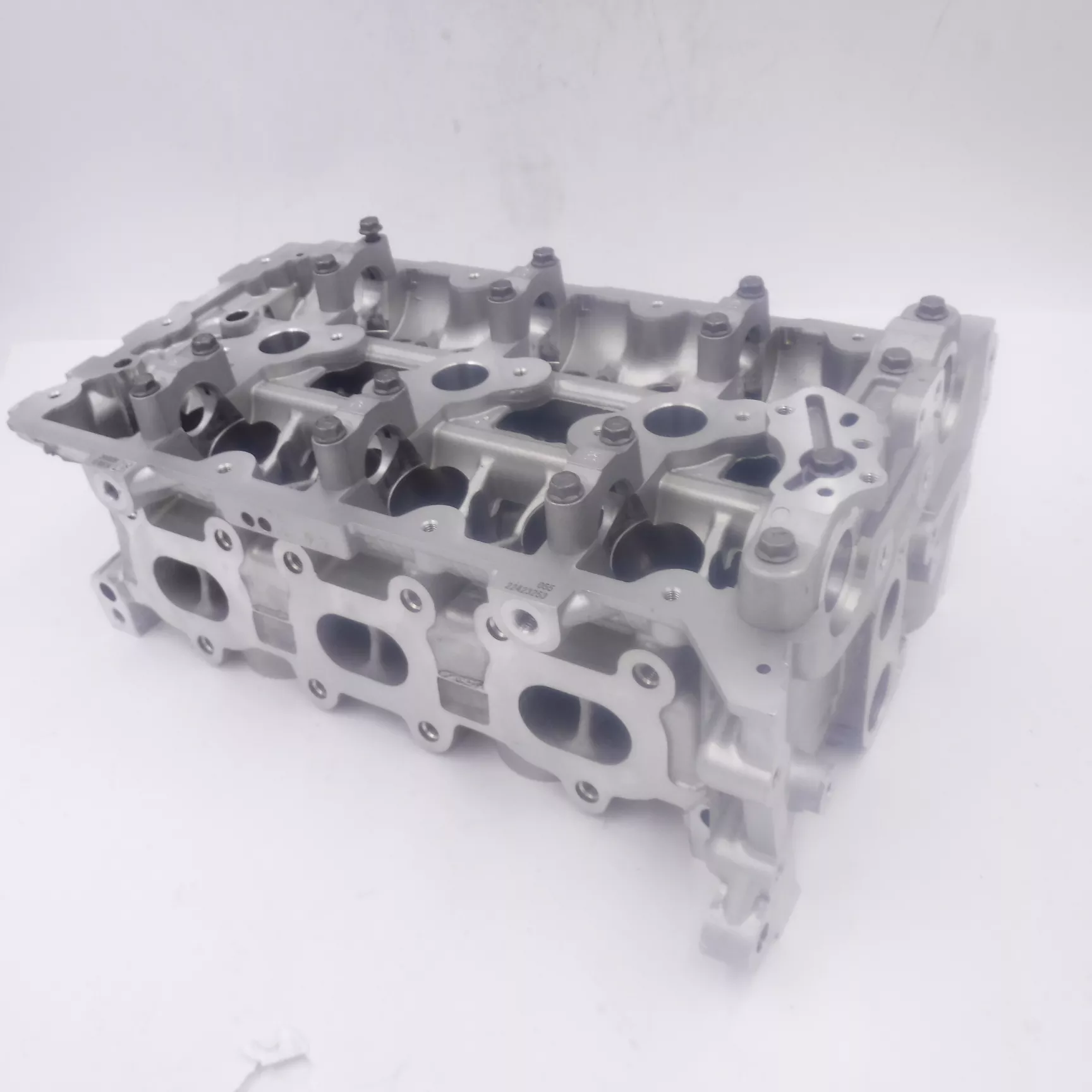 OEM Hyundai Santa Fe 2011-2012 Kia Sorento 3.5L Right Cylinder Head 22110-3CAB1A