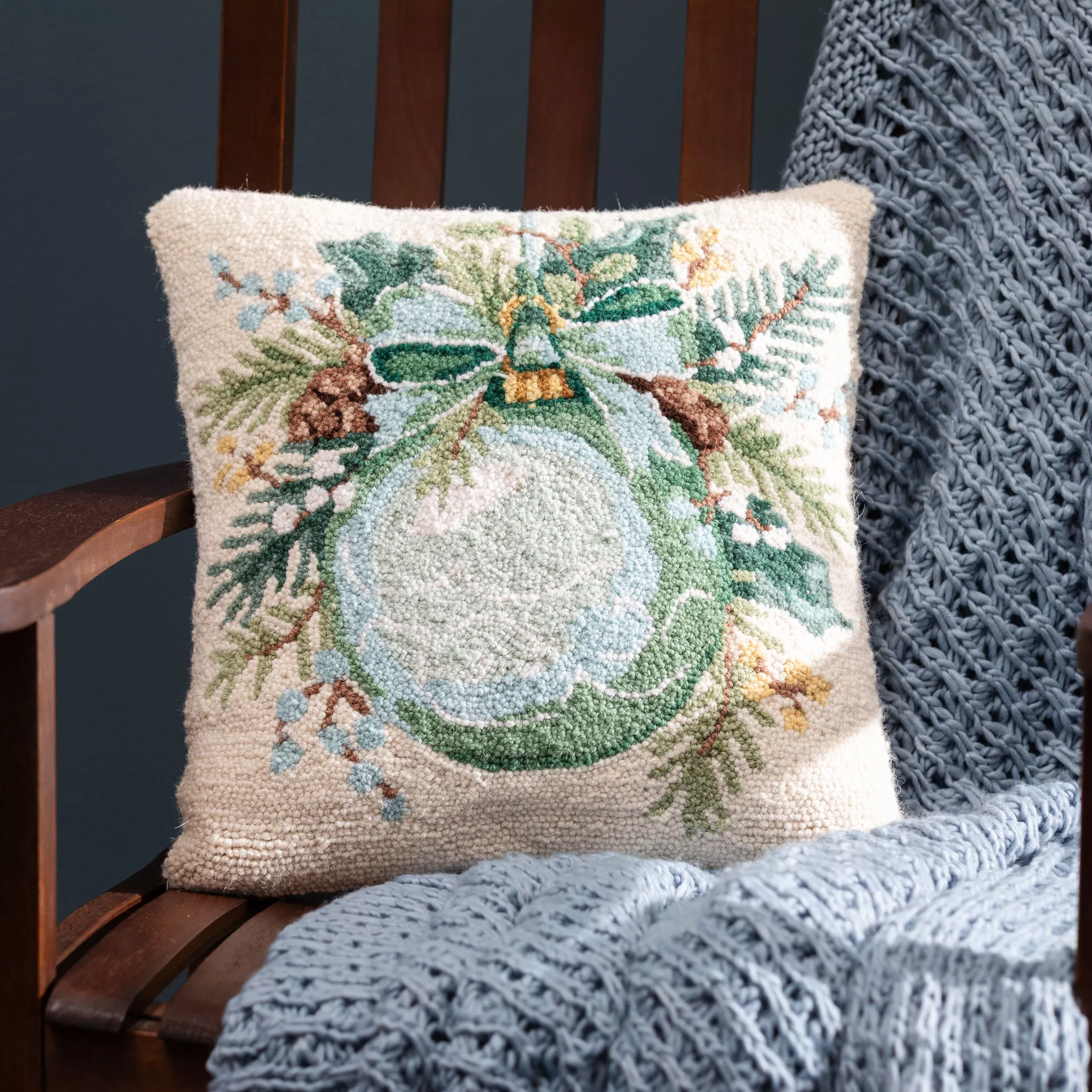 Ornament Square Hook Pillow