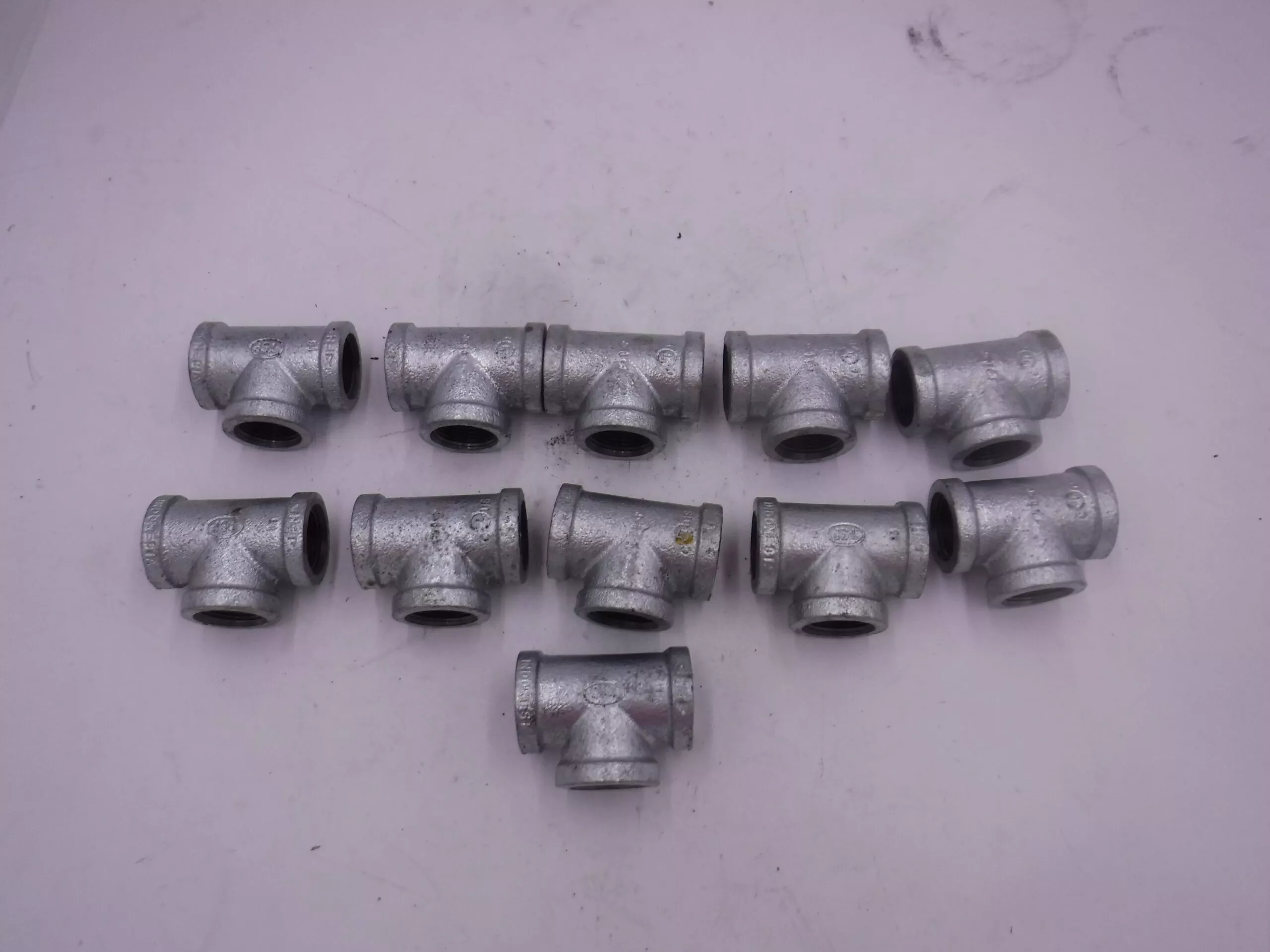 Pack of 11Three Way Female Galvanized Tee Pipe Fitting 3/4″ NPT