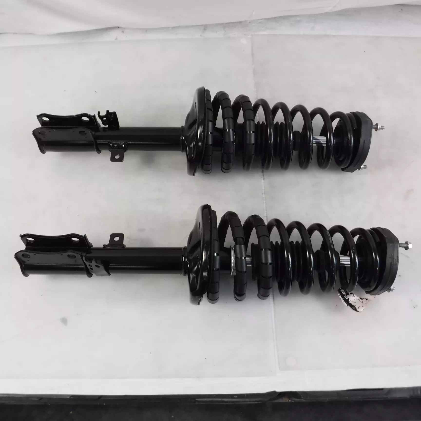 Pair Rear Strut & Coil Spring Assembly for 2002-2003 Toyota Camry
