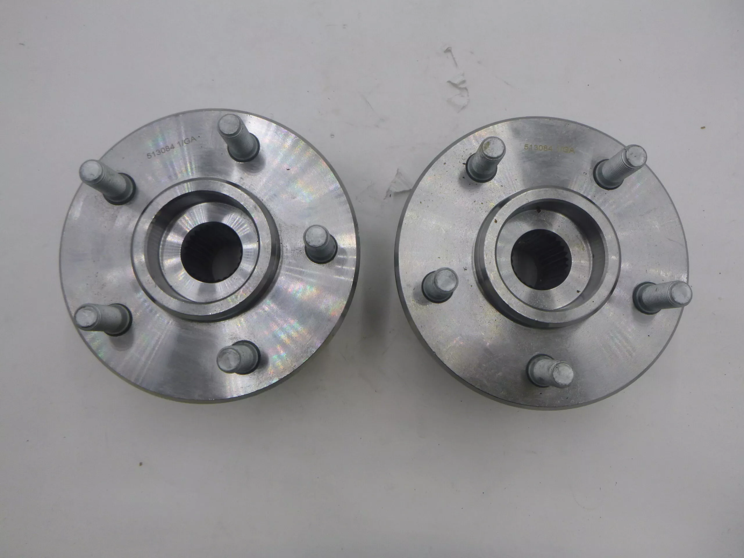 Pair of Wheel Hub Assembly 513084 for 1989-1999 Jeep Cherokee