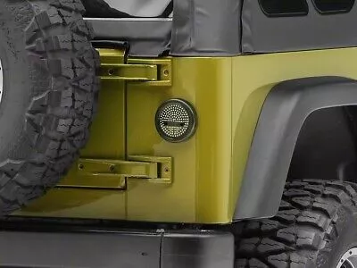 Passenger side Maxbuilt Trail Tail LED Tail Light For 1997-2006 Jeep Wrangler TJ