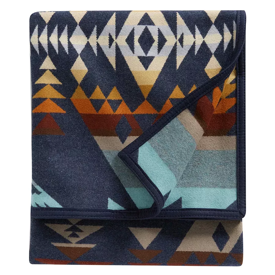 Pendleton Diamond Peak Jacquard Unnapped Robe - 80"x64"