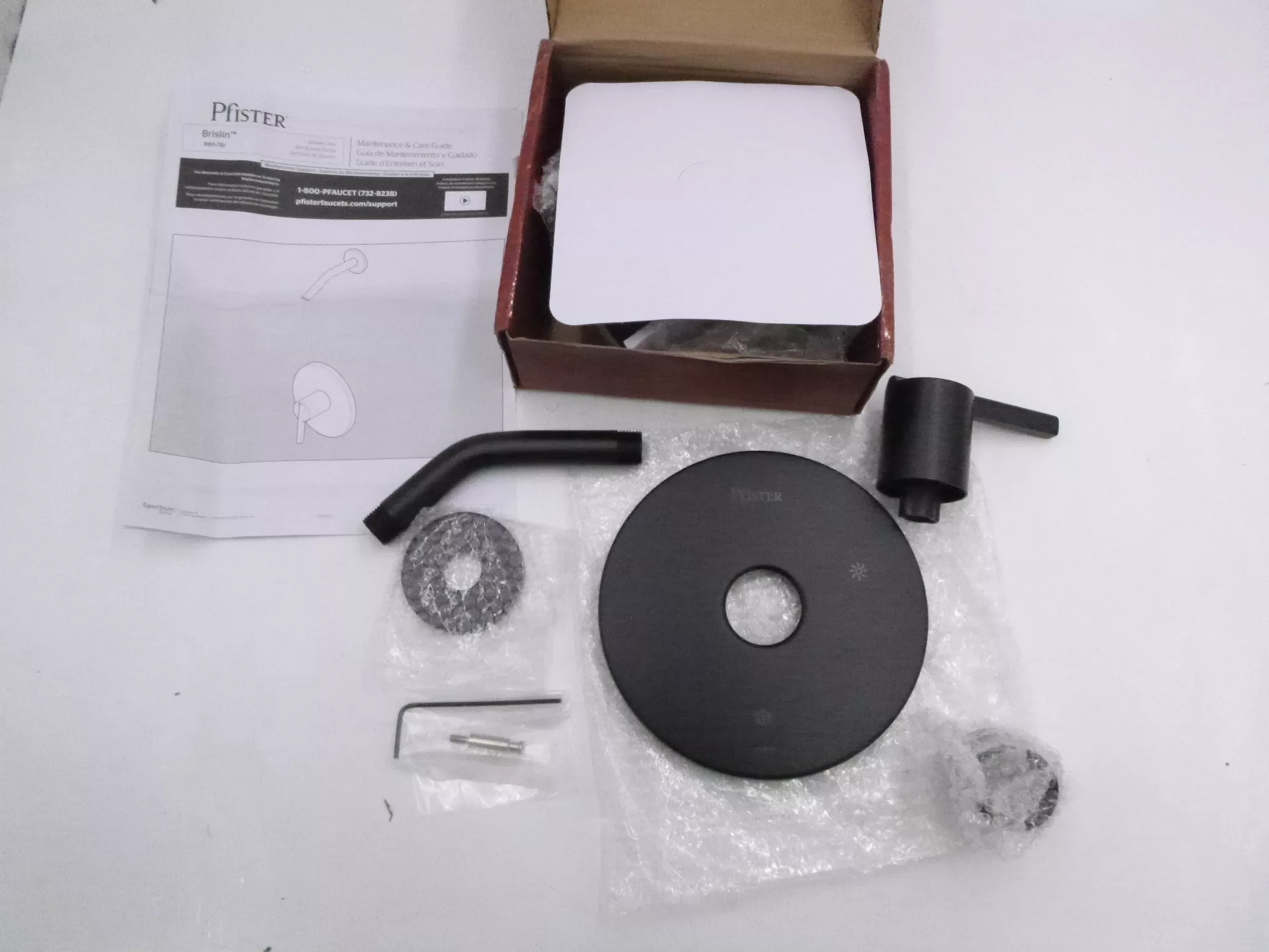 Pfister Brislin Trim Less Showerhead R89-7BIB Matte Black