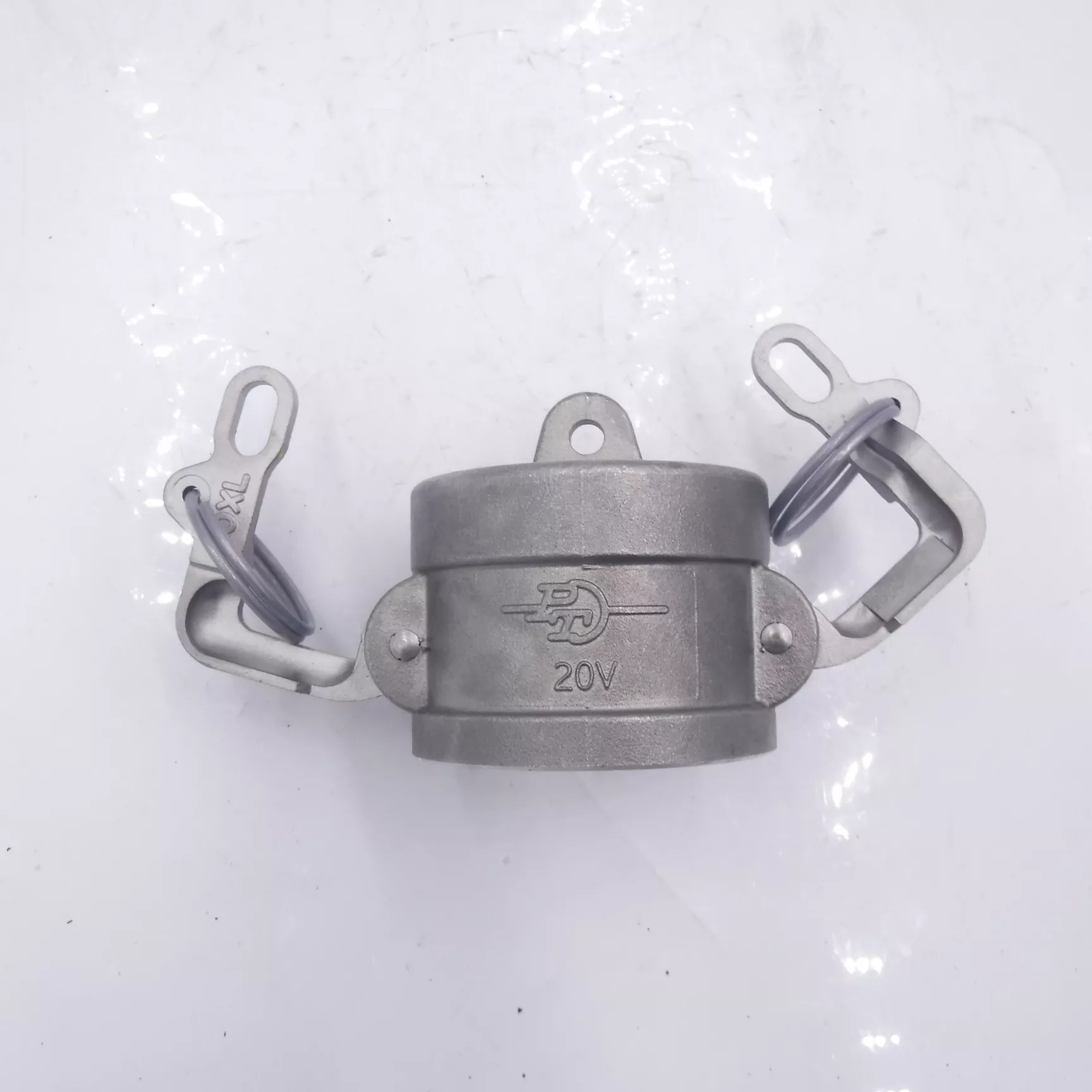 PTD 20XL 2″Aluminum Dust Cap W/ Locking Arms PT20VL-A