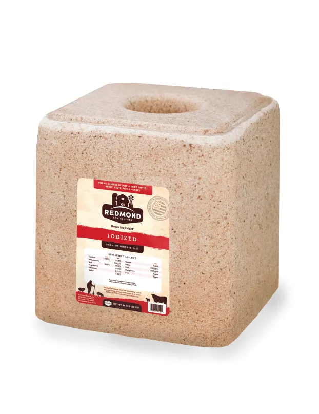 Redmond Trace Mineral Selenium 90 Salt Block - 44 lb