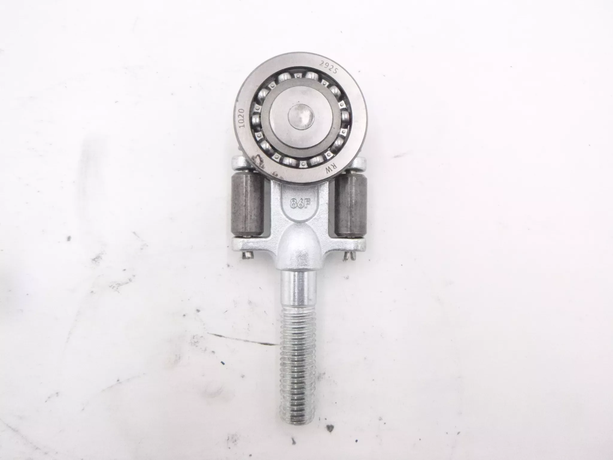 Richards-Wilcox Two-Wheel 5/8″ Shank Manual Push Carrier 125lb Cap 2035.01710