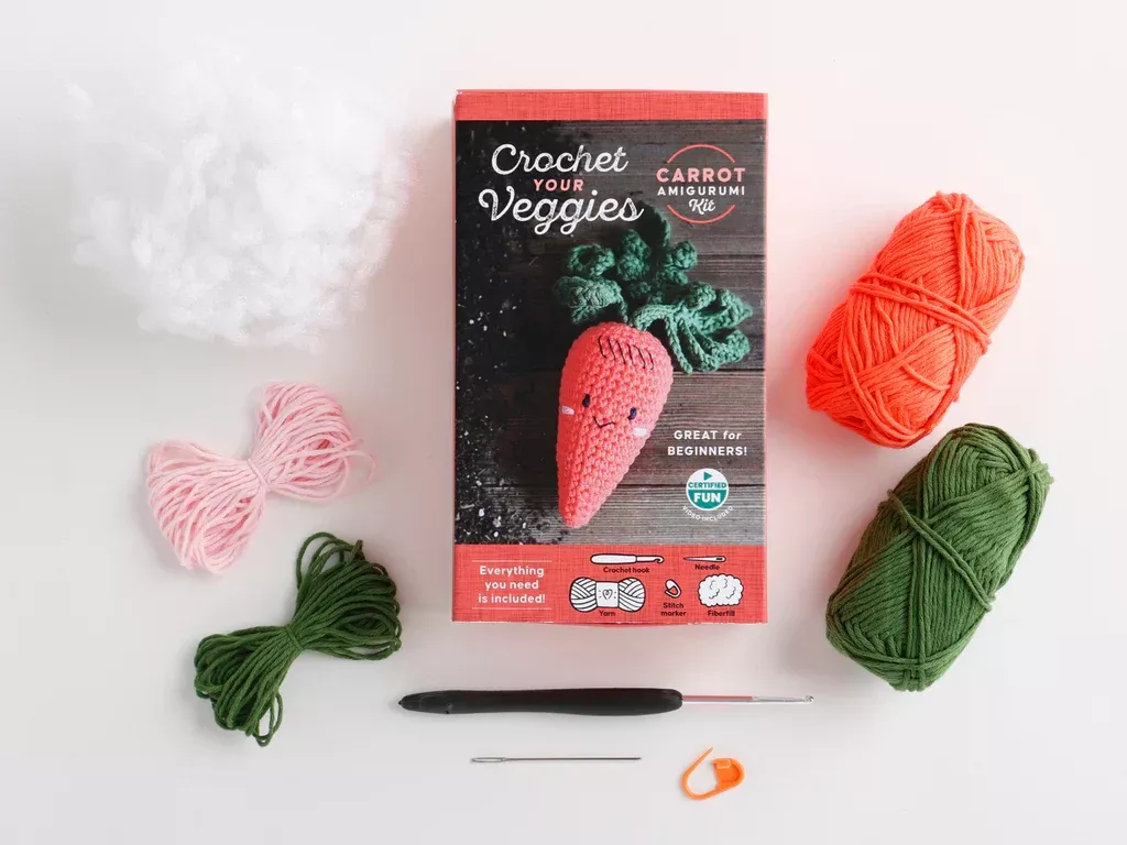 Schiffer - Crochet Your Veggies Amigurumi Kit, Carrot
