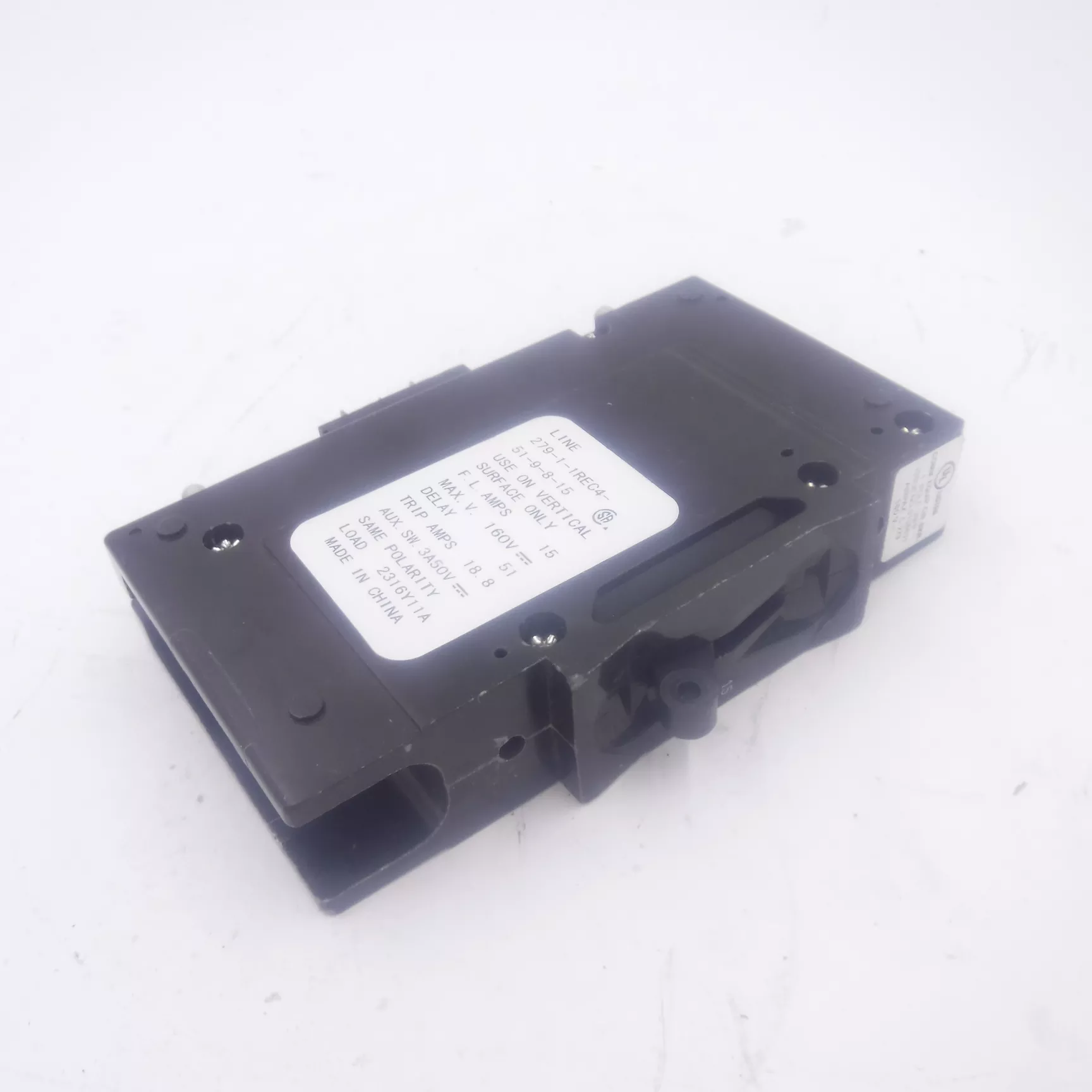 Sensata Airpax Circuit Breaker 1 Pole 209 Series 15A 160V 279-1-1REC4-51-9-8-